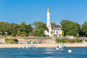 Camping Le Letty - Vue du phare de Benodet