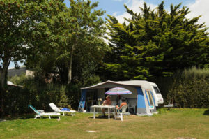 Camping Le Letty - vue de l'emplacement caravane 4 personnes