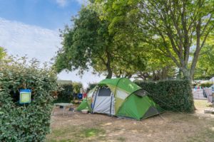 Camping Le Letty - Tente sur l'emplacement Confort