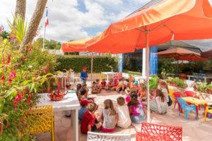 Camping Le Letty - Le club enfants extérieur