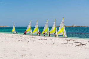 Camping Le Letty - Ecole de voile dans l'archipel des glenan