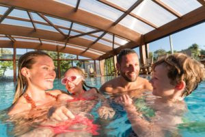 Camping Le Letty - La piscine couverte