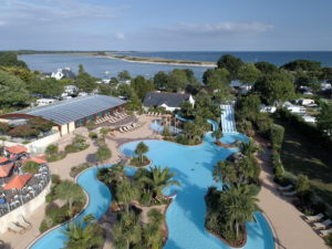 Camping Le Letty - Vue aérienne piscine